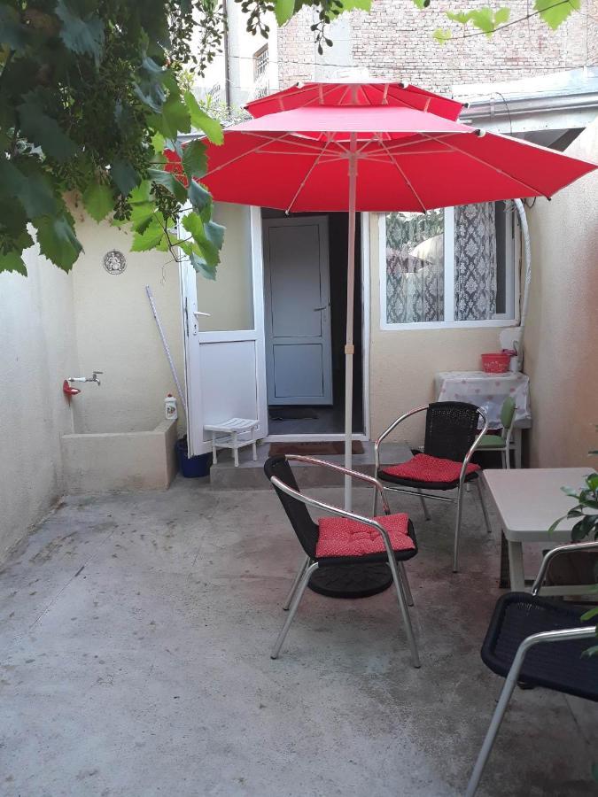 Larisa Apartment Тбилиси Экстерьер фото