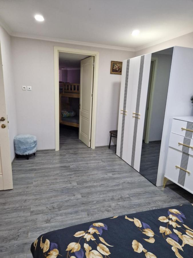 Larisa Apartment Тбилиси Экстерьер фото