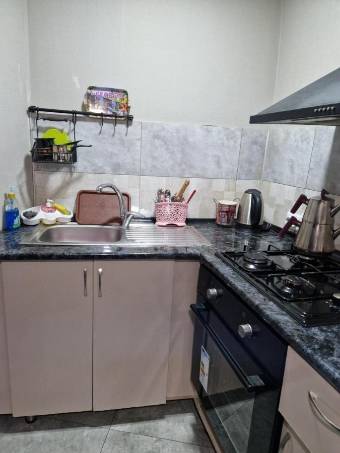 Larisa Apartment Тбилиси Экстерьер фото