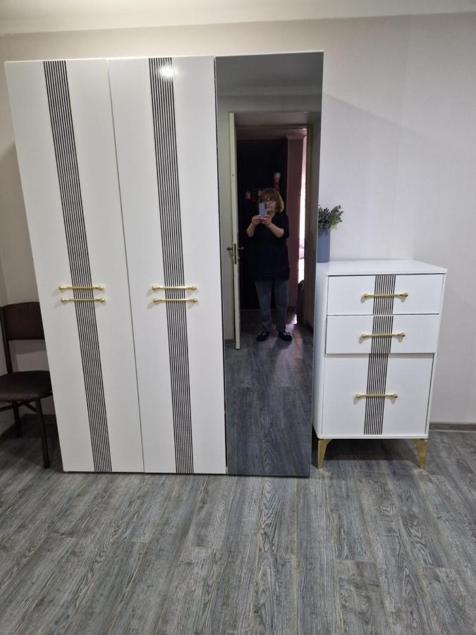 Larisa Apartment Тбилиси Экстерьер фото