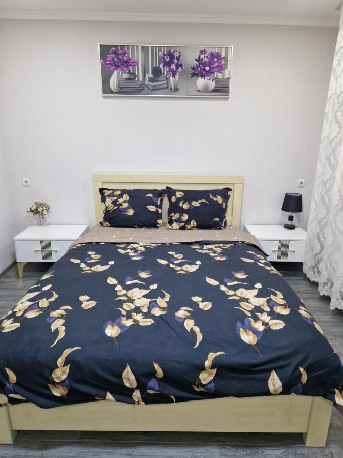 Larisa Apartment Тбилиси Экстерьер фото