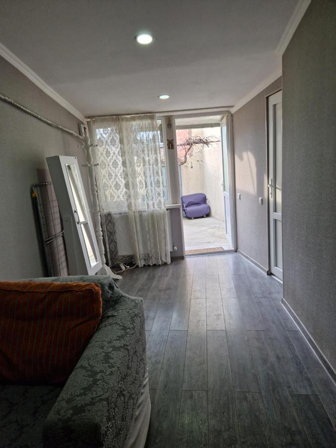 Larisa Apartment Тбилиси Экстерьер фото