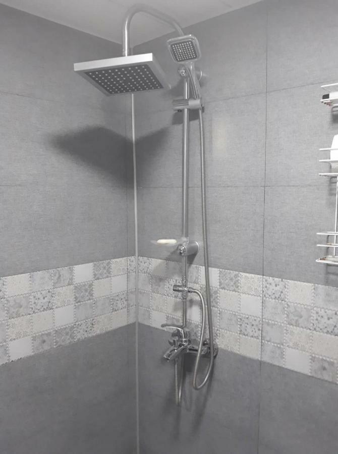 Larisa Apartment Тбилиси Экстерьер фото